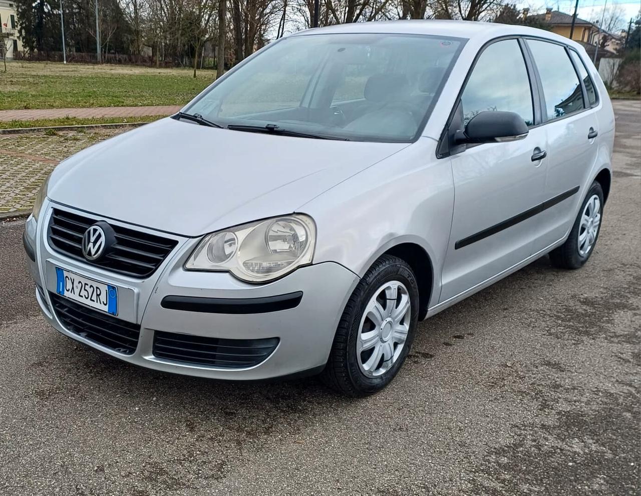 Volkswagen Polo 1.2/64CV 12V 3p. Trendline