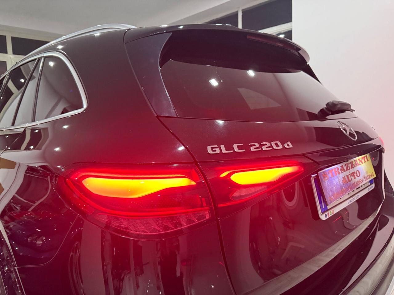 MB GLC220CV PREMIUM AMG NIGHT+TETTO/R20/TOP