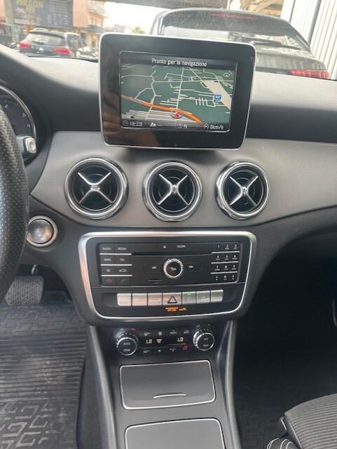 MERCEDES GLA AMG AUTOMATICO 2019