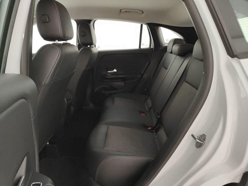 Mercedes-Benz GLA GLA 200 Automatic Business Extra IVA DEDUCIBILE
