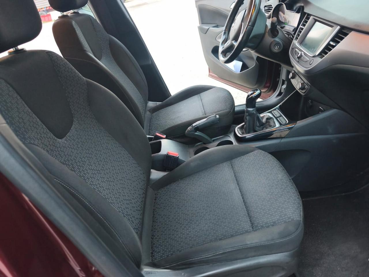 Opel Crossland X 2019---1.2 Benzina Neopatentati