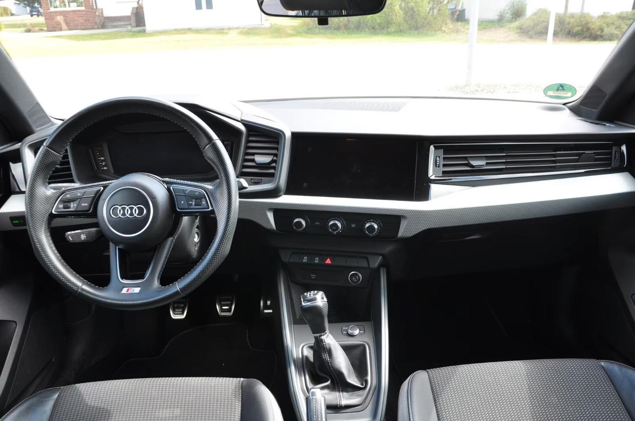 Audi A1 SPB 25 TFSI S line edition