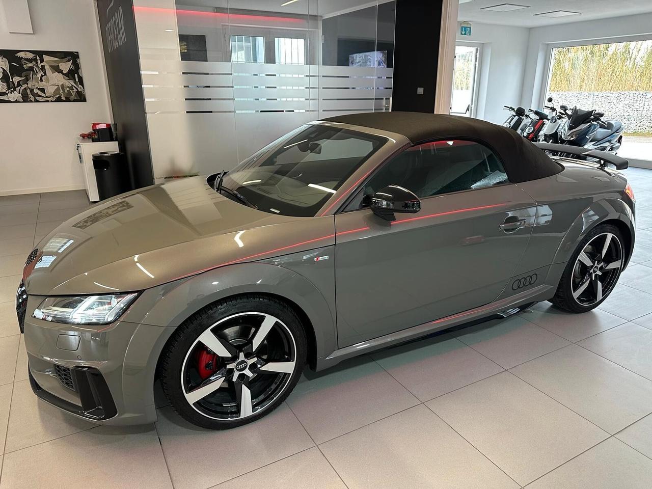 Audi TT Roadster 40 2.0 tfsi s-tronic S-line
