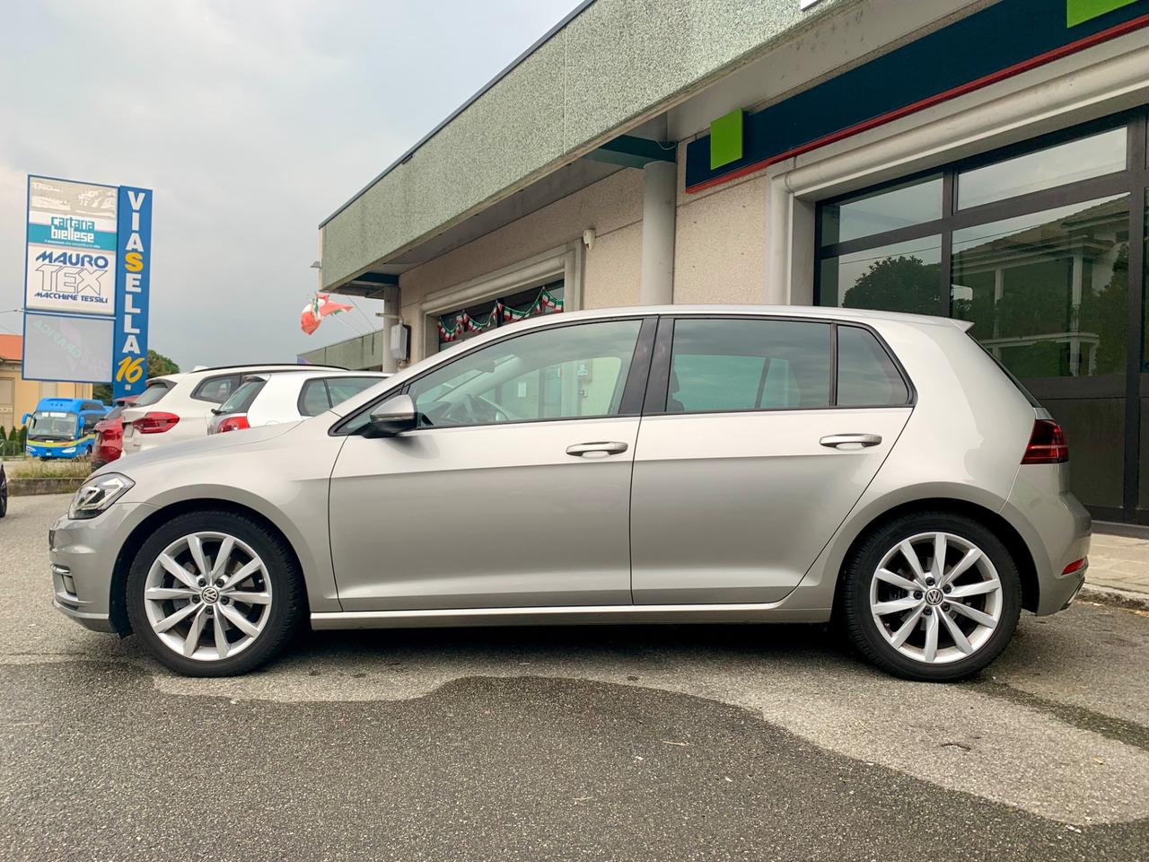 Volkswagen Golf 2.0 TDI DSG 5p. Highline BlueMotion Technology