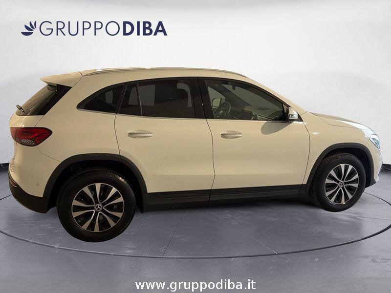 Mercedes-Benz GLA GLA-H247 2020 Benzina 180 Executive auto