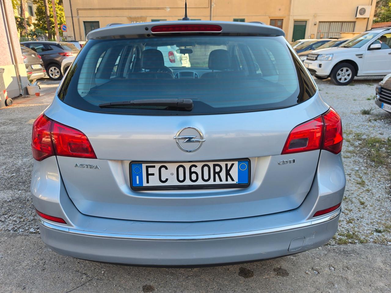 Opel Astra 1.6 CDTi 110CV Sports Tourer Elective Euro6 solo km 111370