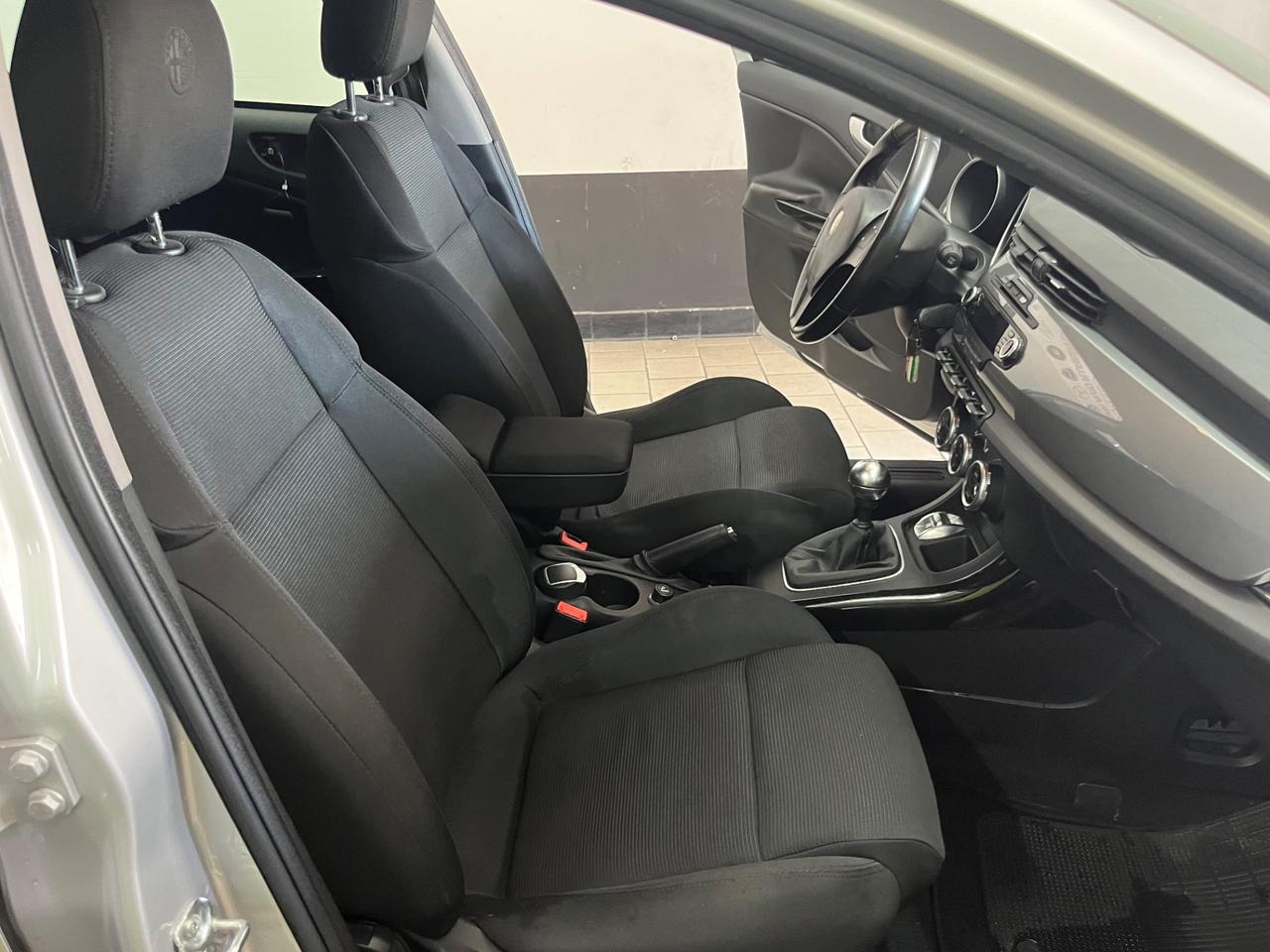 Alfa Romeo Giulietta 1.6 JTDm-2 full optional 2013