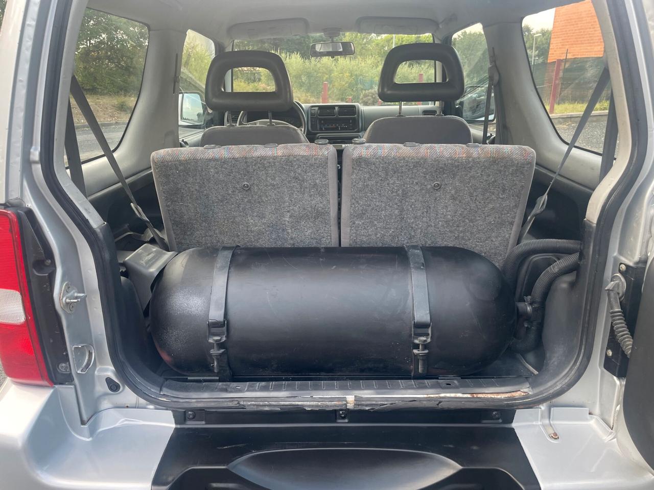 Suzuki Jimny 1.3i 16V cat JX Metano