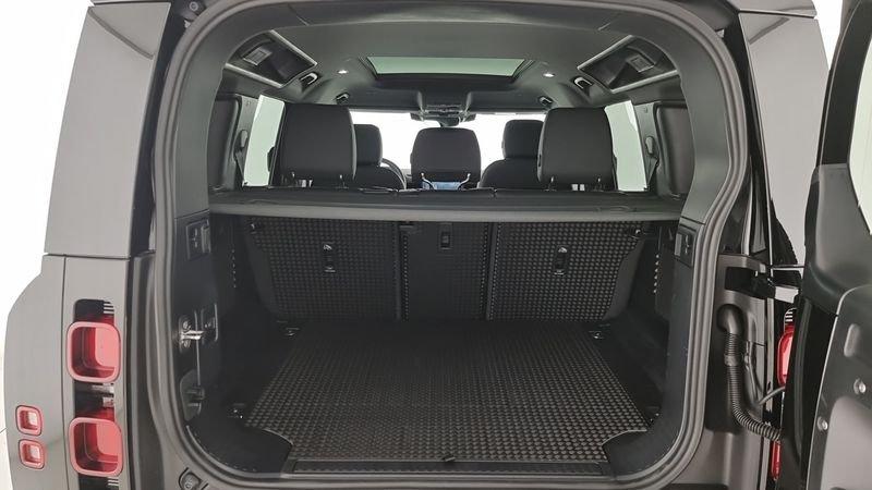 Land Rover Defender 110 3.0D I6 200 CV AWD Auto X-Dynamic SE