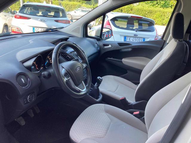 FORD Tourneo Courier 1.0 EcoBoost 100 CV Titanium