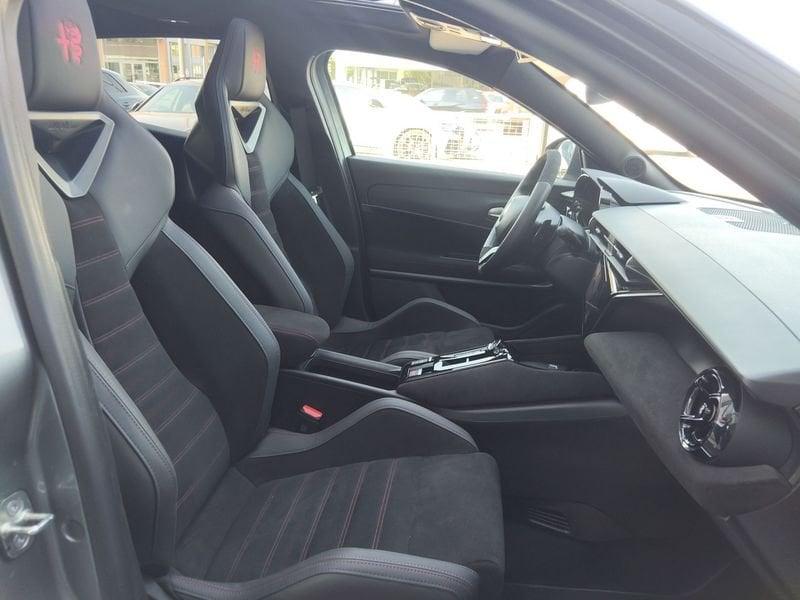 Alfa Romeo Junior Ibrida 1.2 145CV Hybrid eDCT6 ibrida Q4 Ti