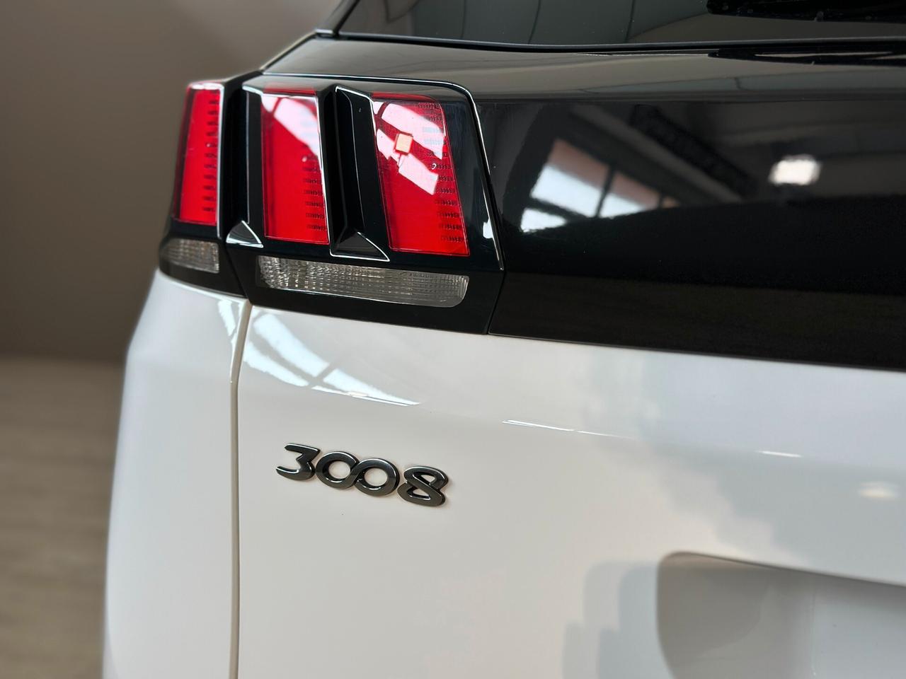 Peugeot 3008 1.5 BlueHDi Business 130CV S&S EAT8