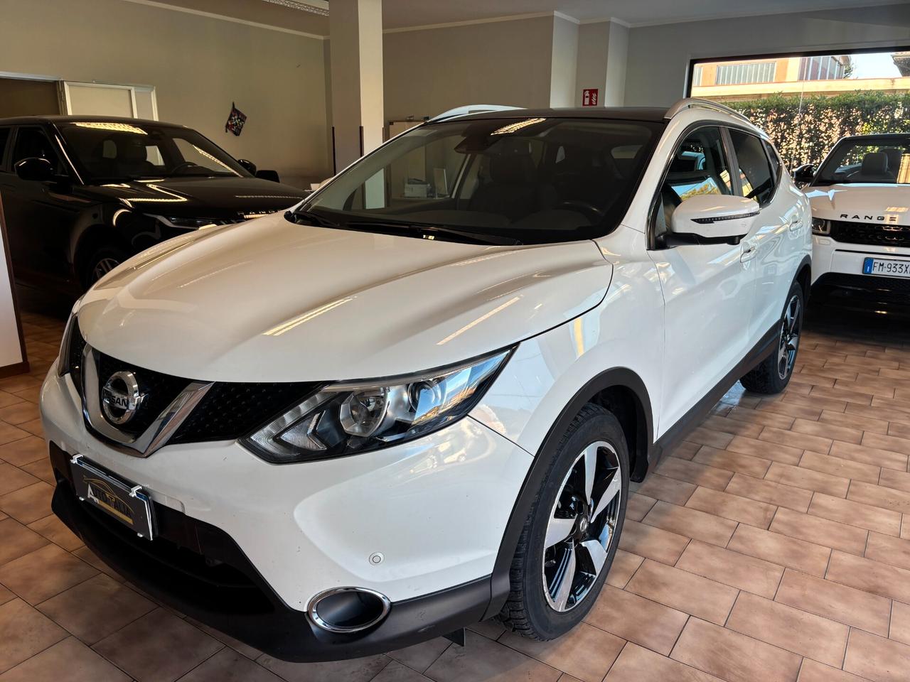 Nissan Qashqai 1.6 dci Tekna 2wd 130cv xtronic E6
