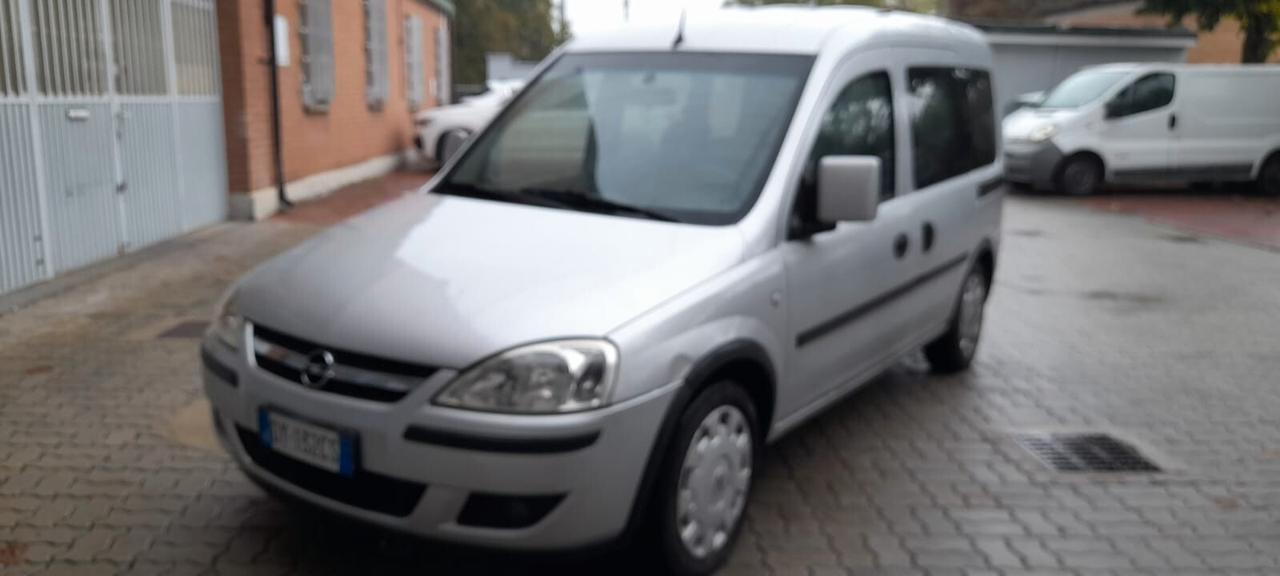 Opel Combo 1.6 CNG Metano 5p. Tour Enjoy