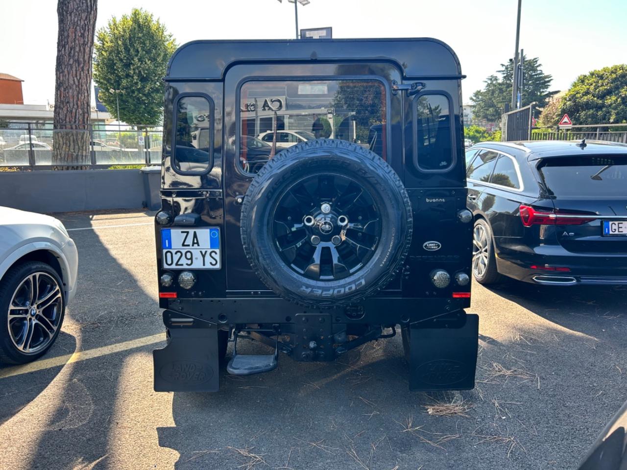 Land Rover Defender 90 2.4 TD4 Station Wagon SE