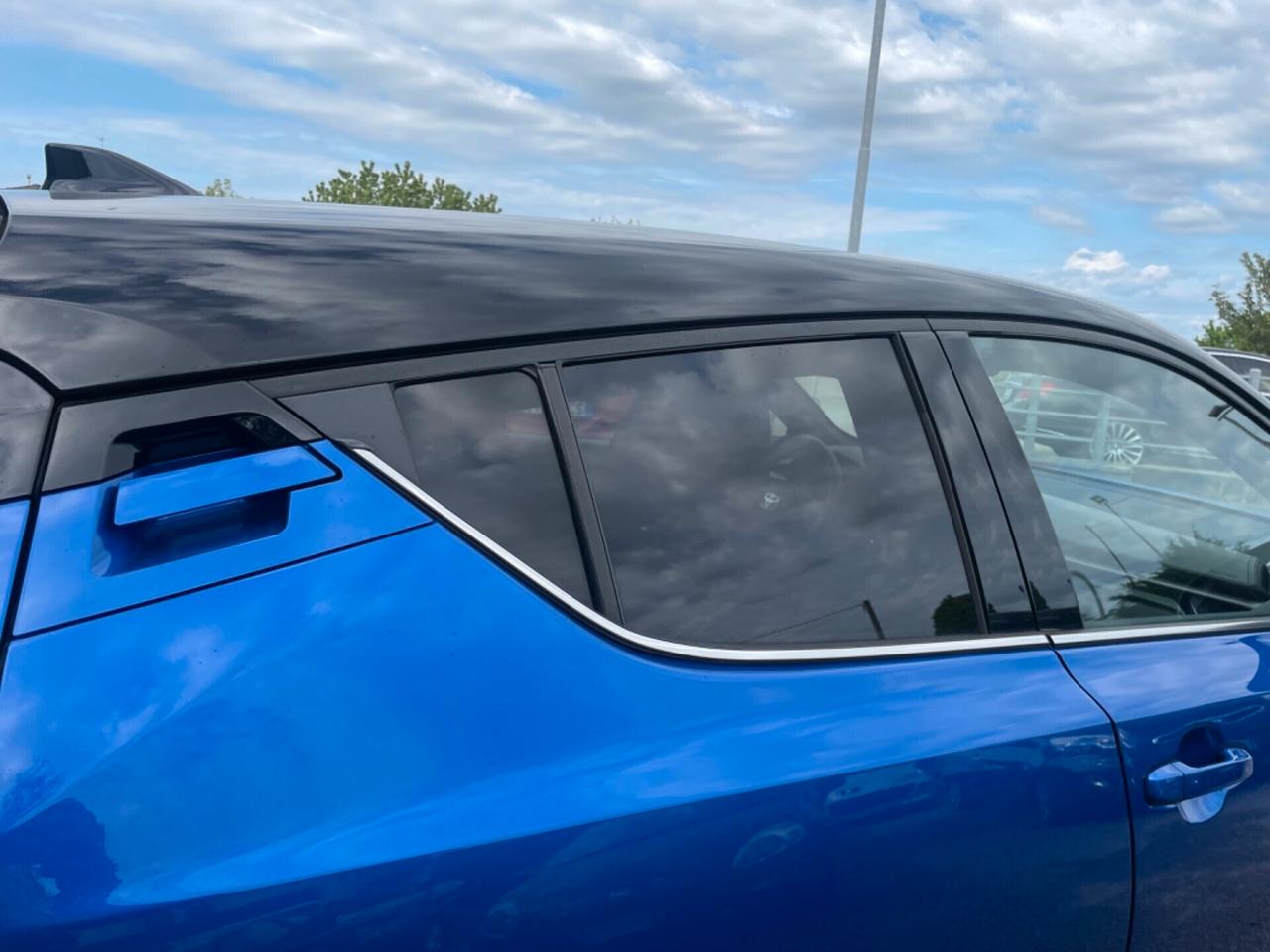 Toyota C-HR 1.8 Ibrida Neopatentati