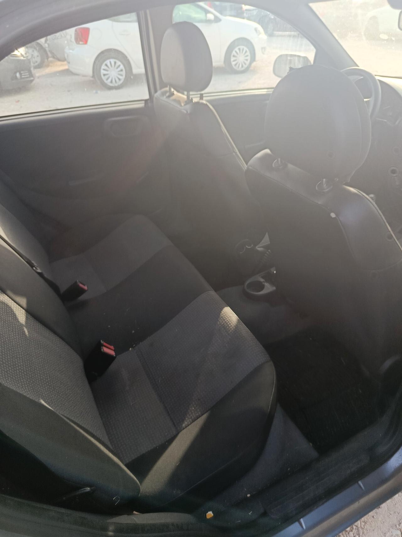 Opel Corsa 1.2i 16V cat 5 porte Silverline