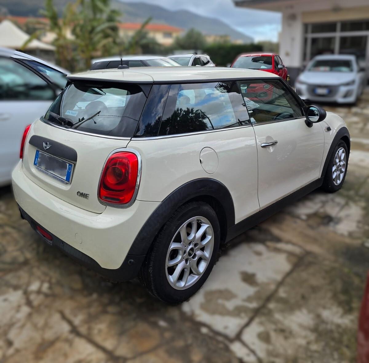Mini 1.2 One 75 CV