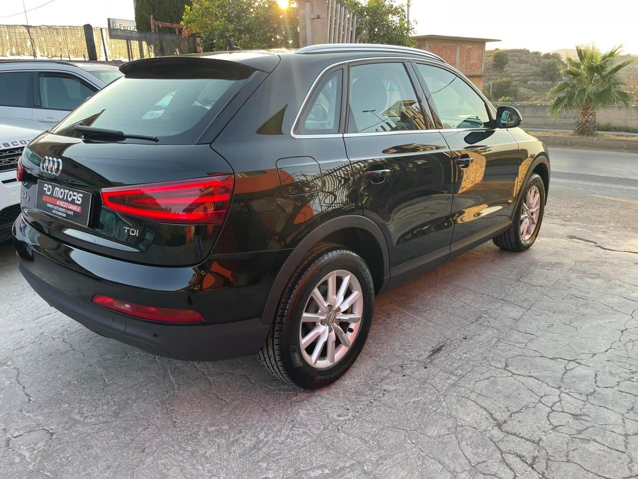 Audi Q3 2.0 TDI 140 CV SPORT