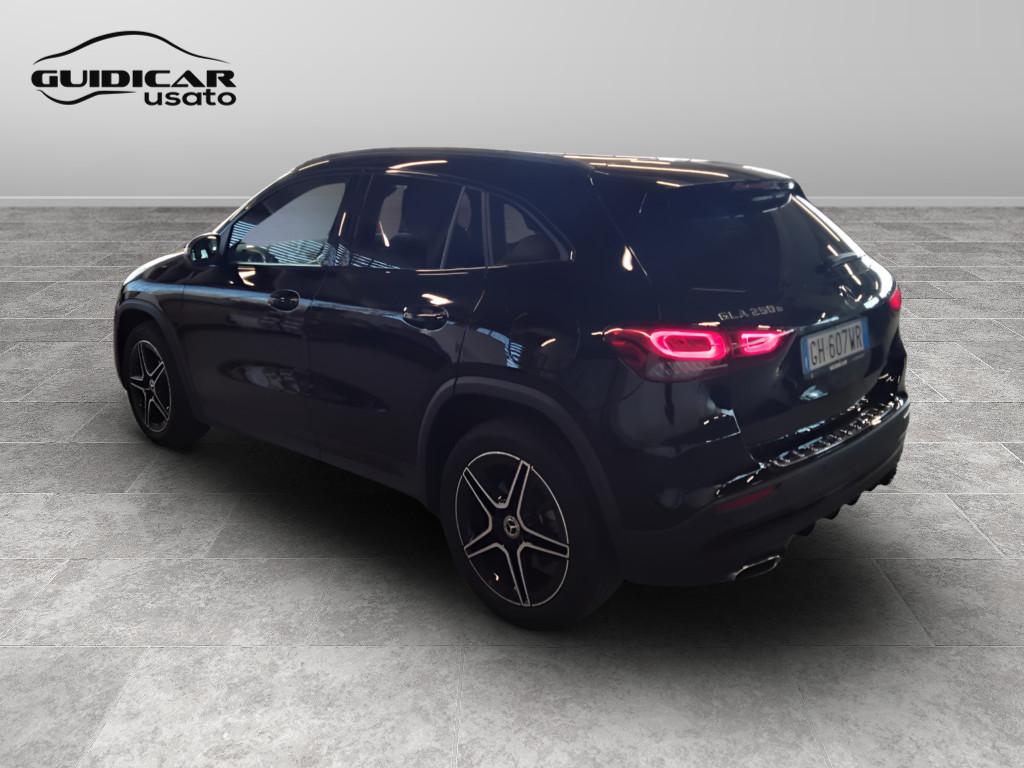 Mercedes-Benz GLA-H247 2020 - GLA 250 e phev (eq-power) Premium auto
