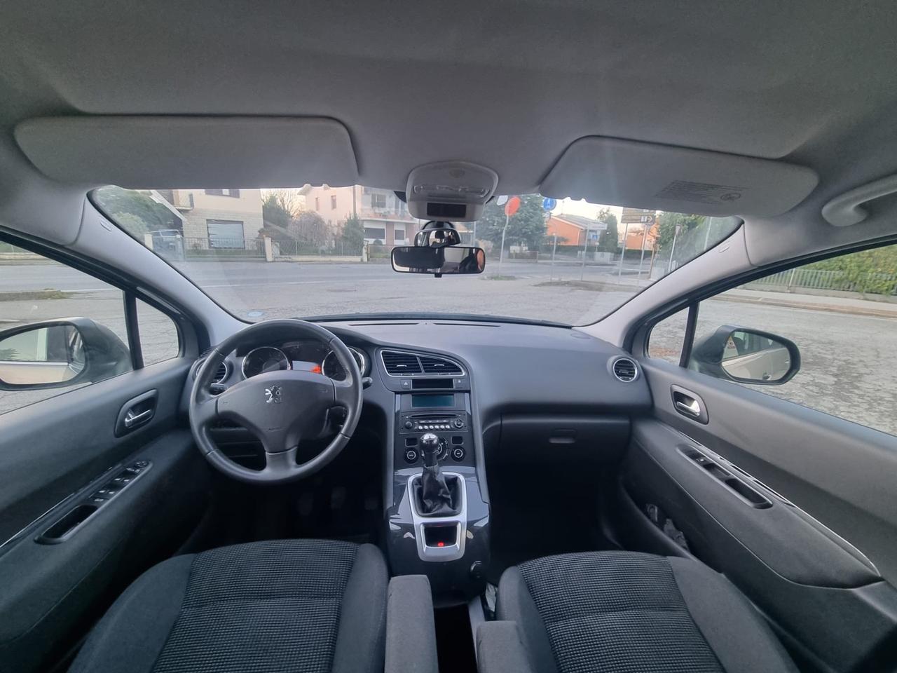 Peugeot 5008 1.6 VTi 120CV Active