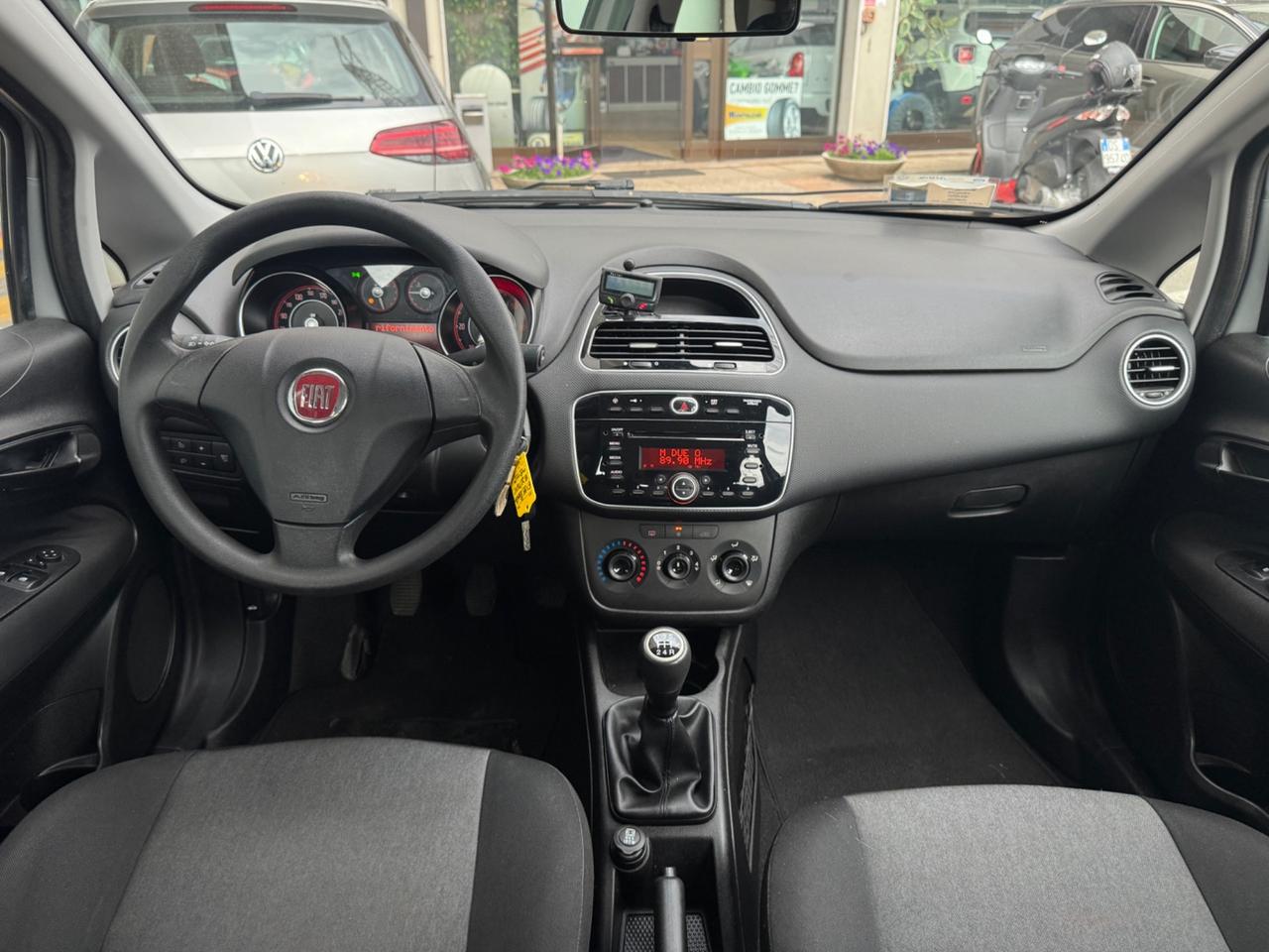 Fiat Punto 1.3 MJT 75 CV 5 porte Street