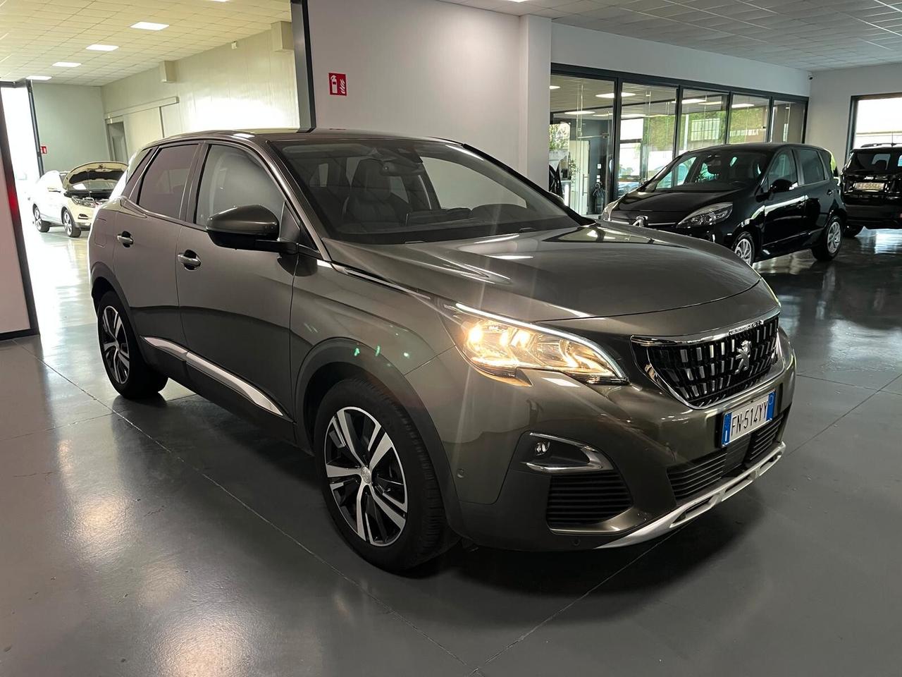 Peugeot 3008 BlueHDi 130 S&S Crossway