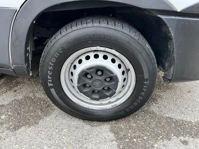 IVECO Daily 35C 140CV Passo corto tetto basso Furgone