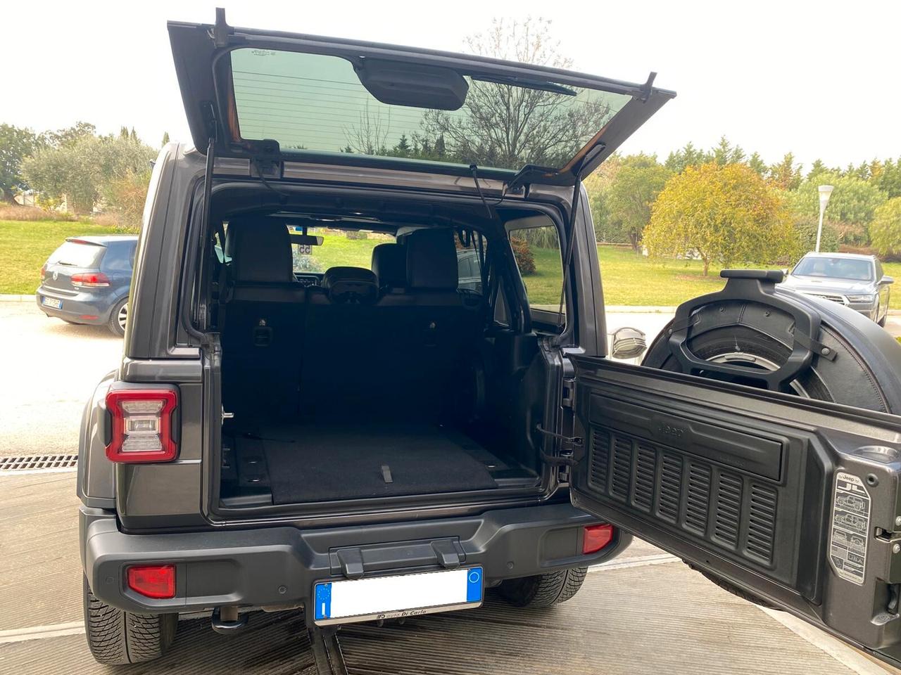 Jeep Wrangler Unlimited 2.2 Mjt Overland