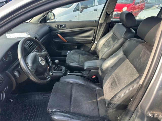 VOLKSWAGEN Passat neopatentati Bellissima 1.9 TDI/130CV Cat H.line