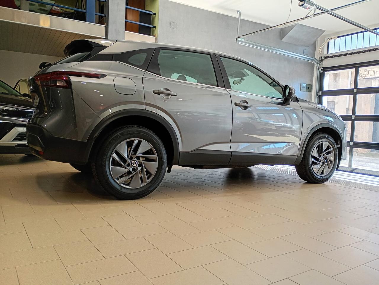 Nissan Qashqai MHEV 140 CV Business