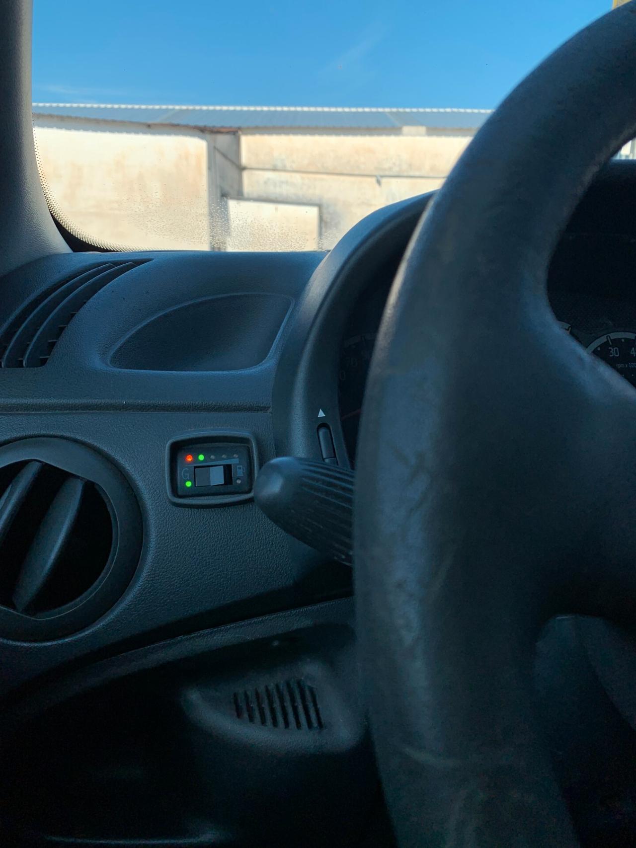Fiat Punto 1.2 5P. Natural Power