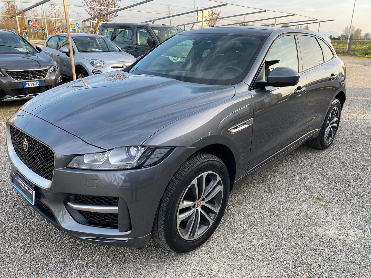 Jaguar F-Pace 2.0 D 180 CV AWD aut. R-Sport MY 18