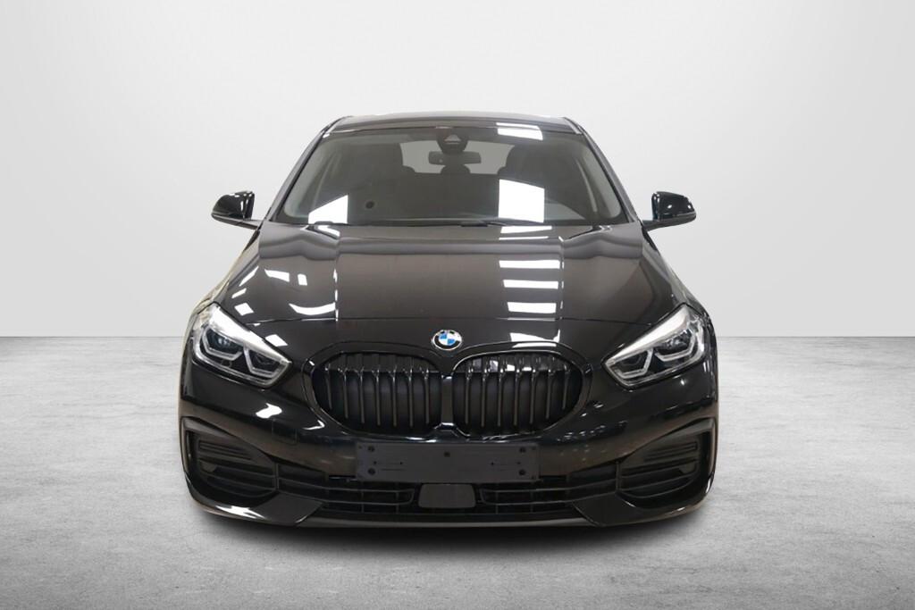 BMW 116D 115CV 6M. BUSINESS ADVANTAGE ( FARI LED - BMW DIGITAL COCKPIT - PDC - NAVI - MIRROR - CRUISE )