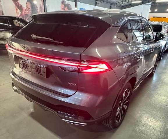 MG HS 1.5T-GDI AT Luxury