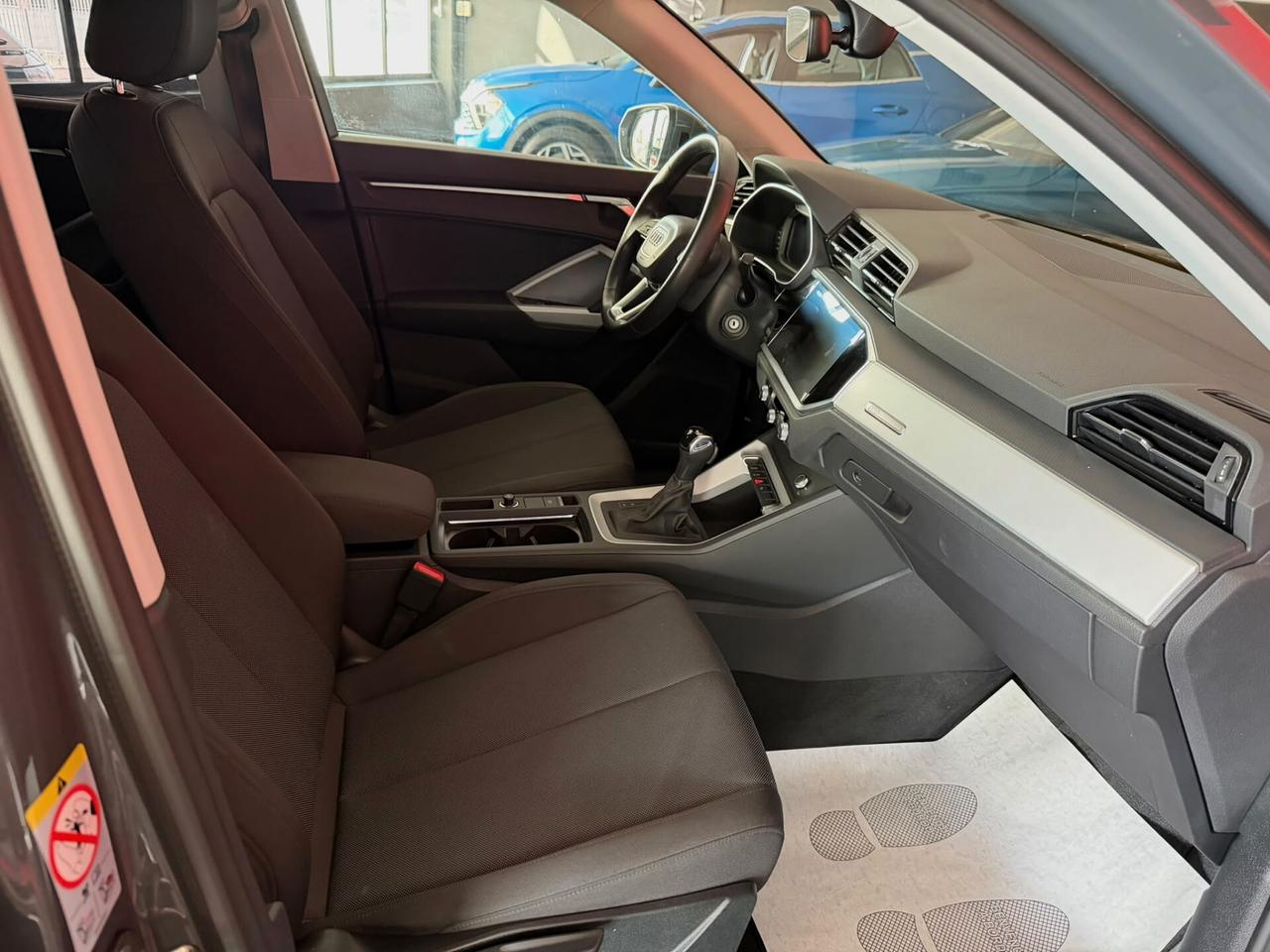 Audi Q3 35 TDI S tronic Business Advanced