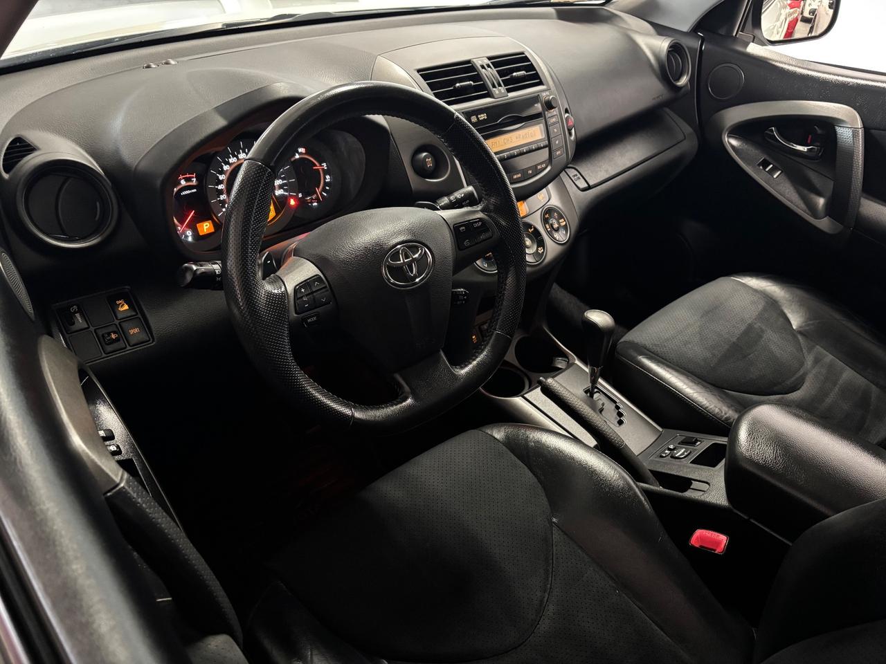 Toyota RAV 4 Crossover 2.2 D-Cat AUTOMATIC