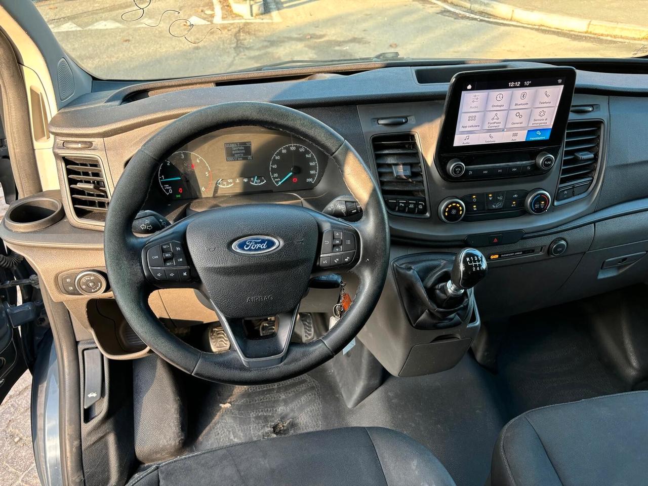 Ford Tourneo Custom IVA ESPOSTA