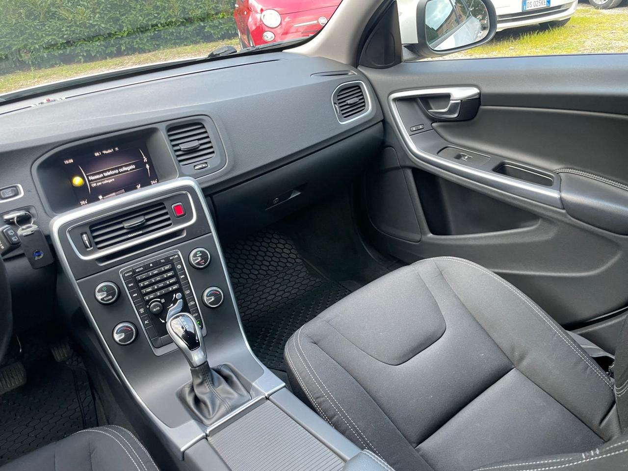 Volvo V60 2.0 Diesel - Automatico - Neopatentati