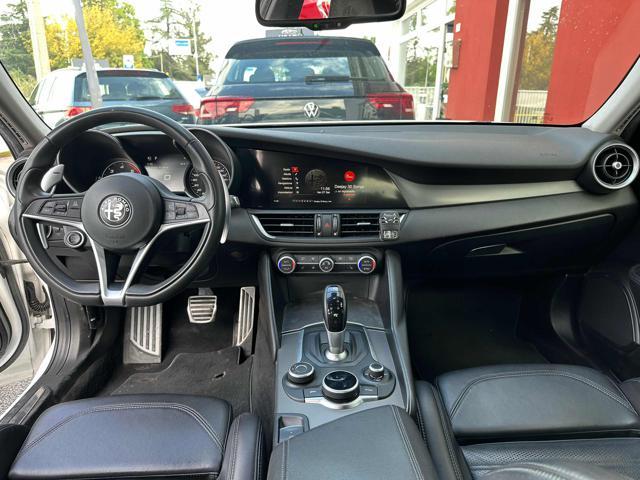 ALFA ROMEO Giulia 2.2 Turbodiesel 210 CV AT8 AWD Q4 Veloce Ti