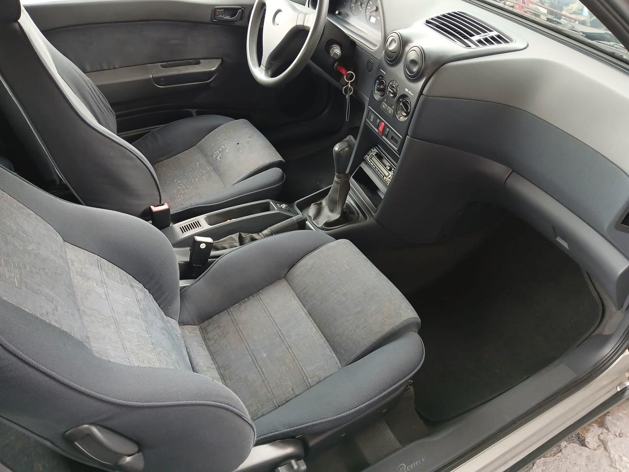 Alfa Romeo 145 1.9 turbodiesel L