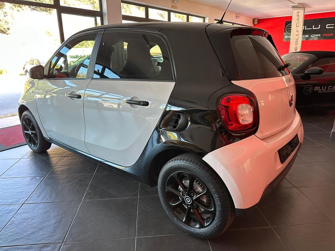 SMART FORFOUR 1.0 70cv PASSION