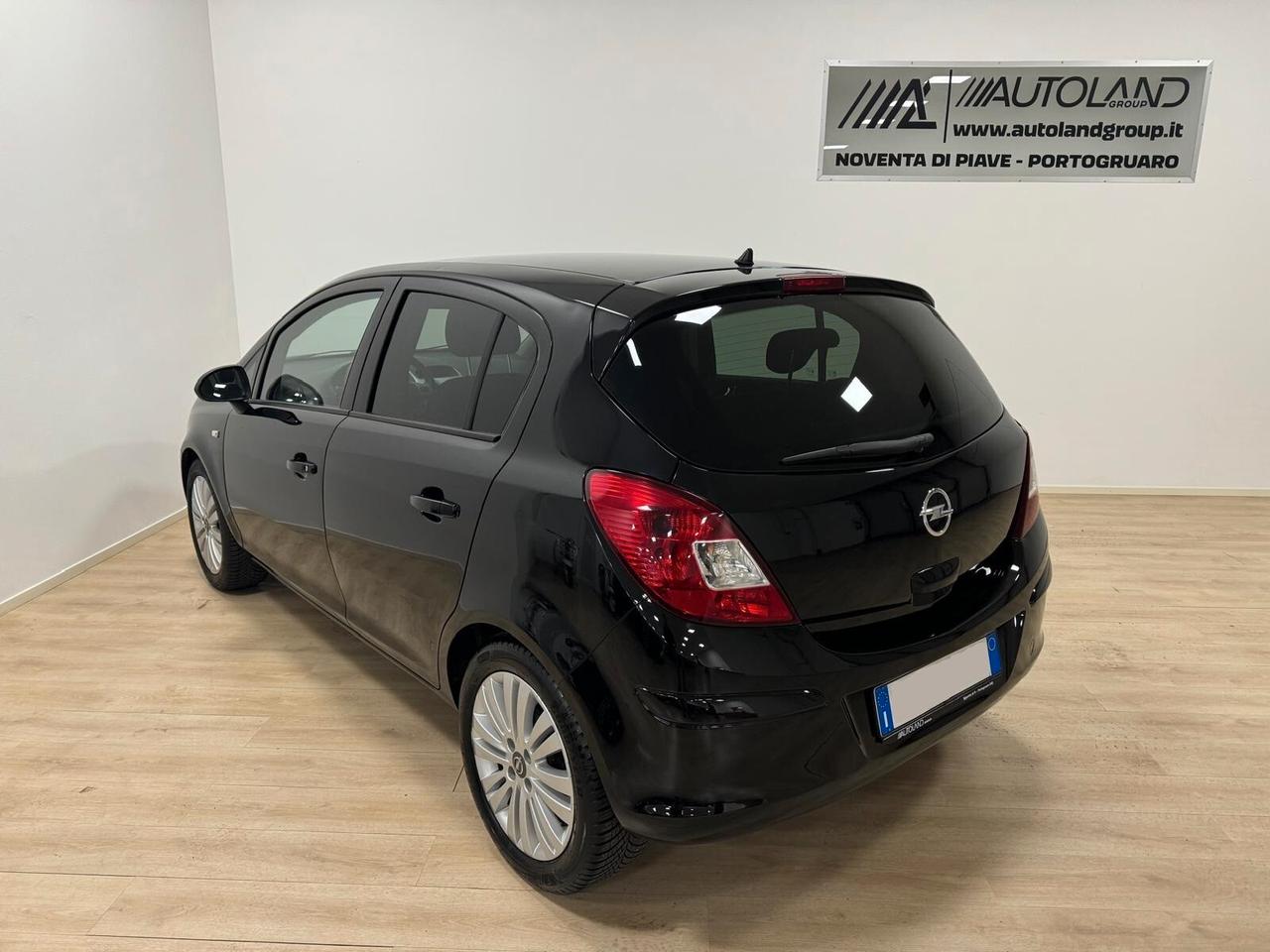 Opel Corsa 1.2 85CV 5 porte GPL