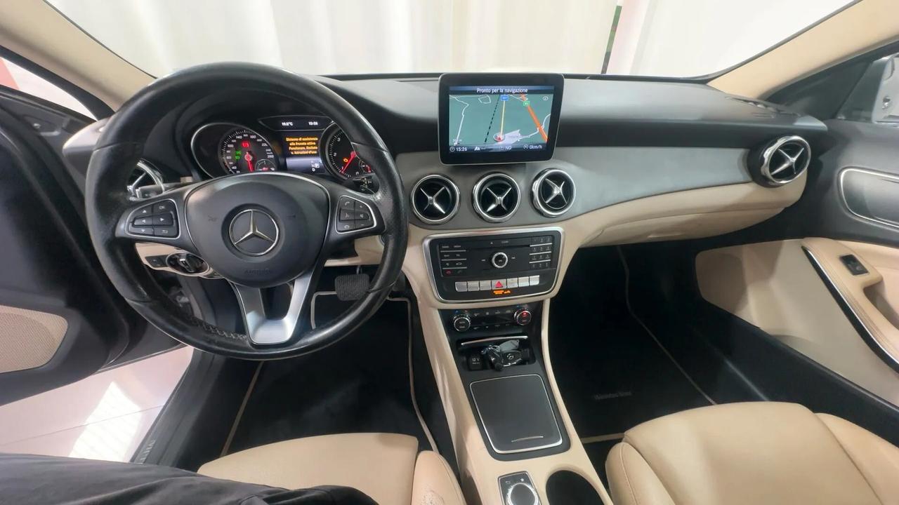 Mercedes-benz GLA 180 GLA 180 d Automatic Sport