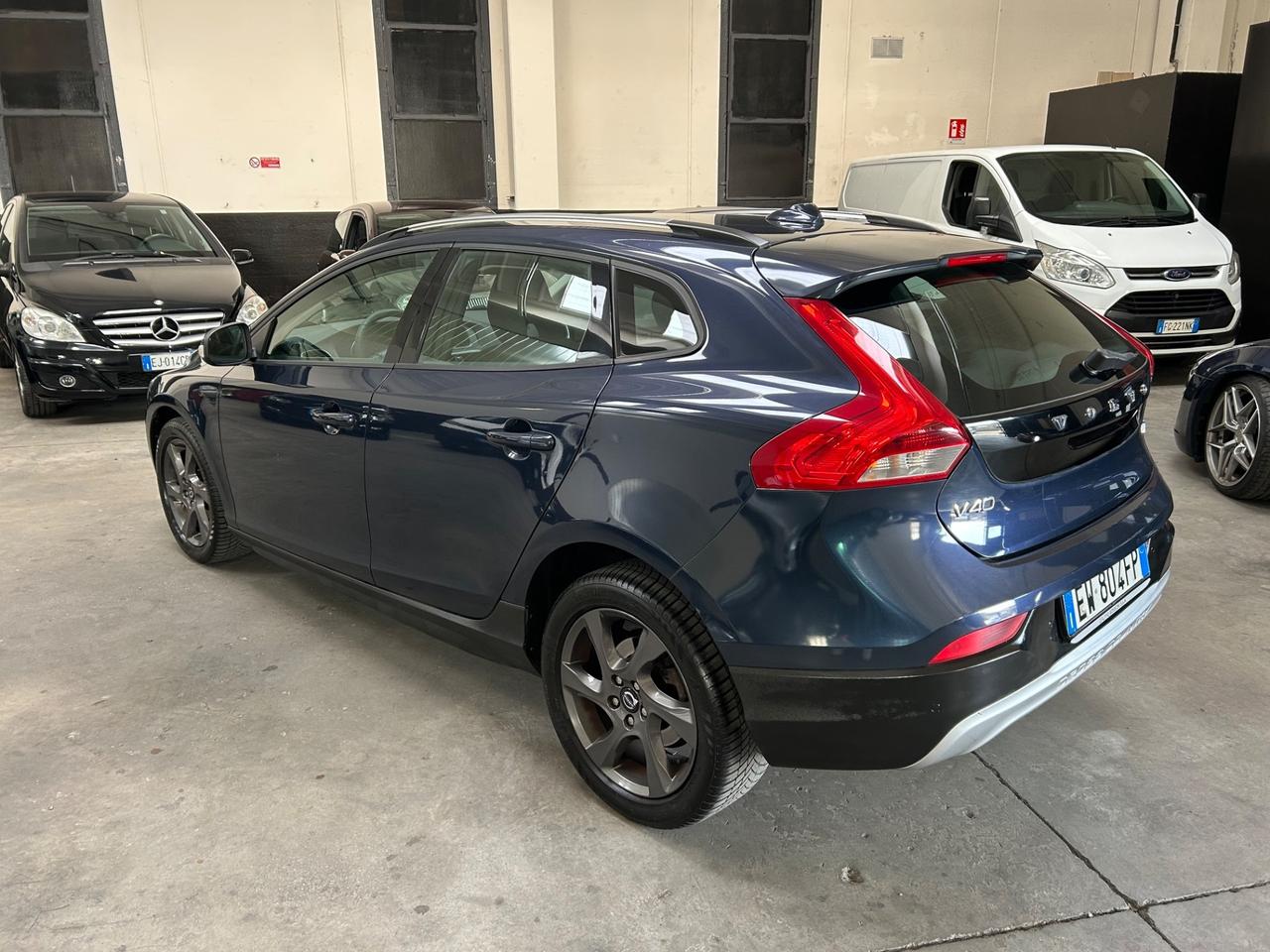 Volvo V40 Cross Country D2 1.6 114cv Momentum