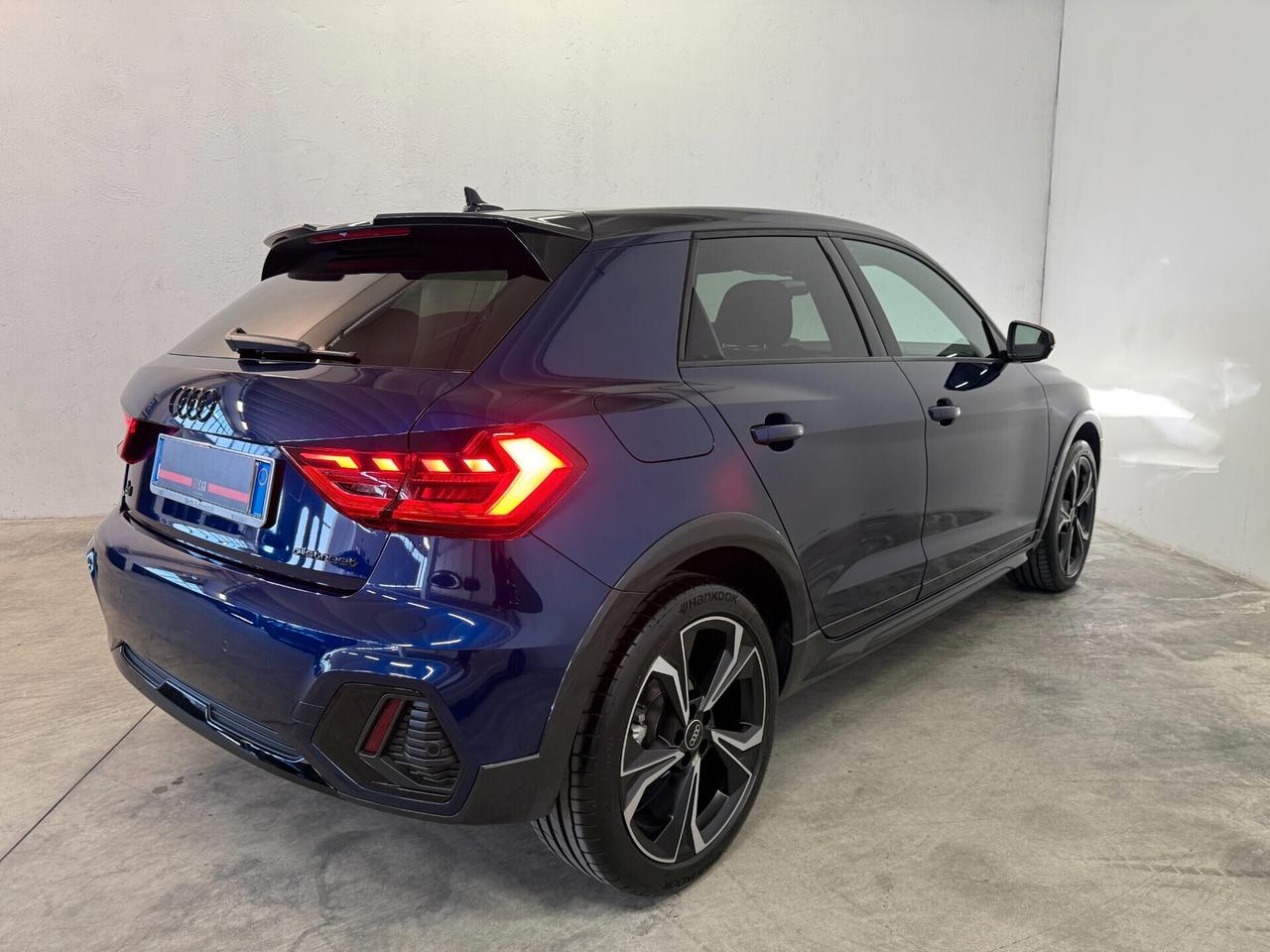Audi A1 Allstreet 30 1.0 Tfsi 110 Cv Identity Contrast S-Tronic GARANZIA AUDI