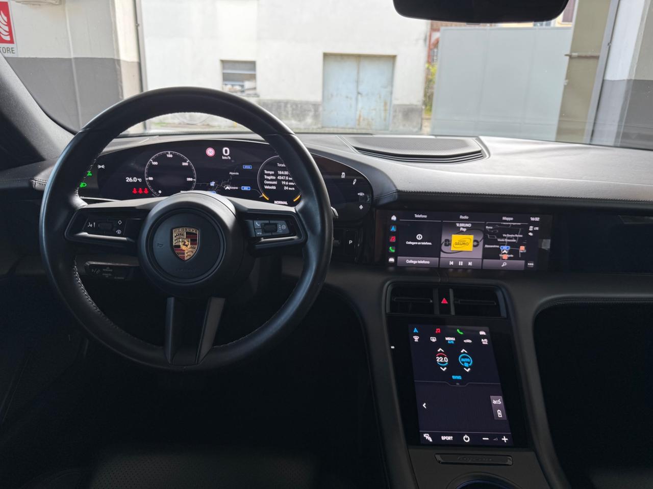 Porsche Taycan 4 Cross Turismo