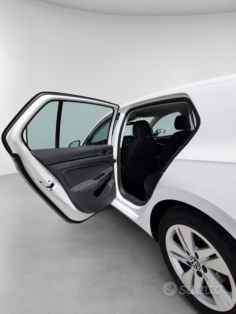 VOLKSWAGEN GOLF 8 1.5 TGI