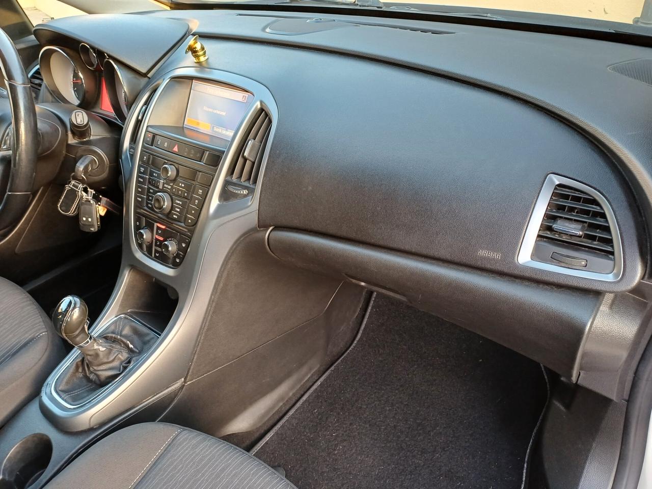 Opel Astra 1.4 Turbo 140CV Sports Tourer GPL Tech Elective