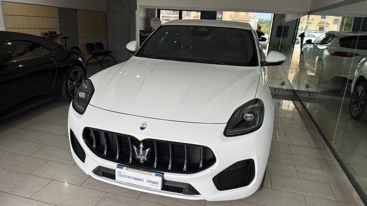 Maserati Grecale MHEV 300 CV AWD GT